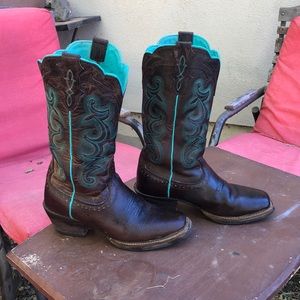 Justin boots. In great shape